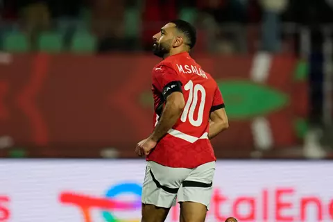  مصر ضد جنوب أفريقيا.. صلاح يهدد إنجازين لحسام حسن